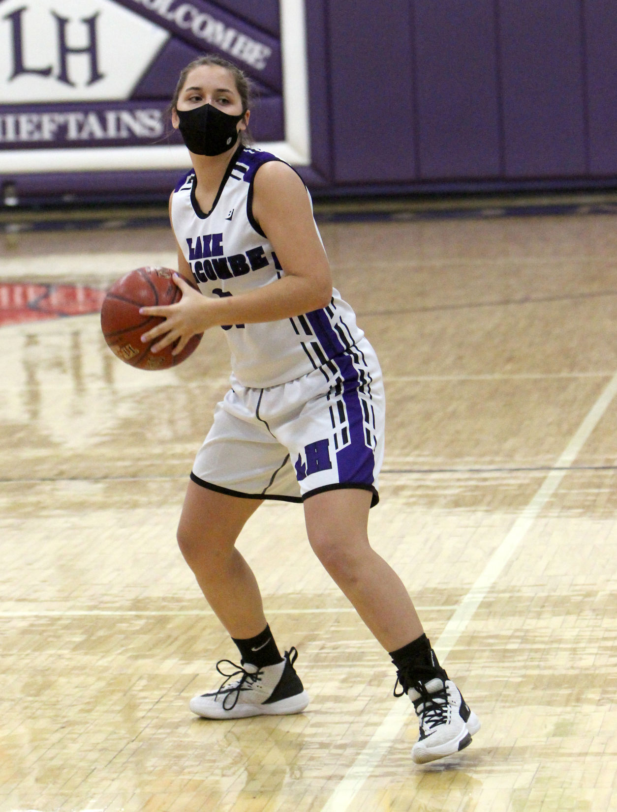 Winter at Lake Holcombe girls basketball 1-5-21